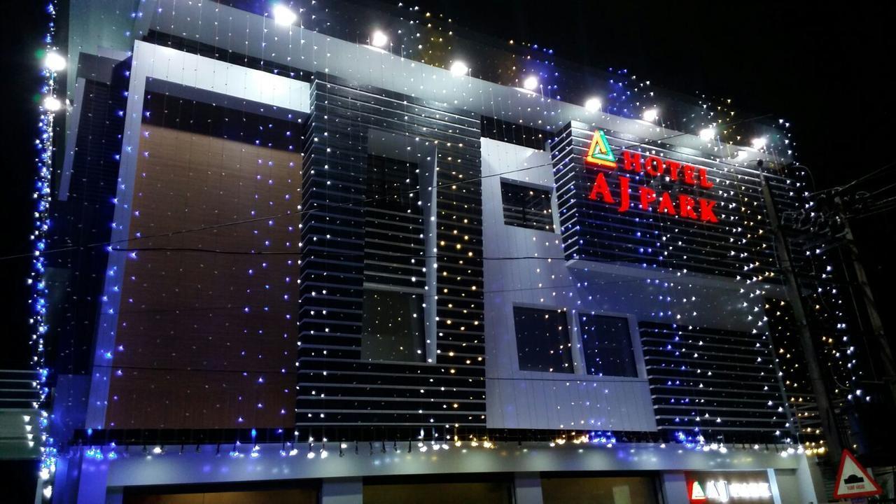 Hotel A J Park Alappuzha Ngoại thất bức ảnh