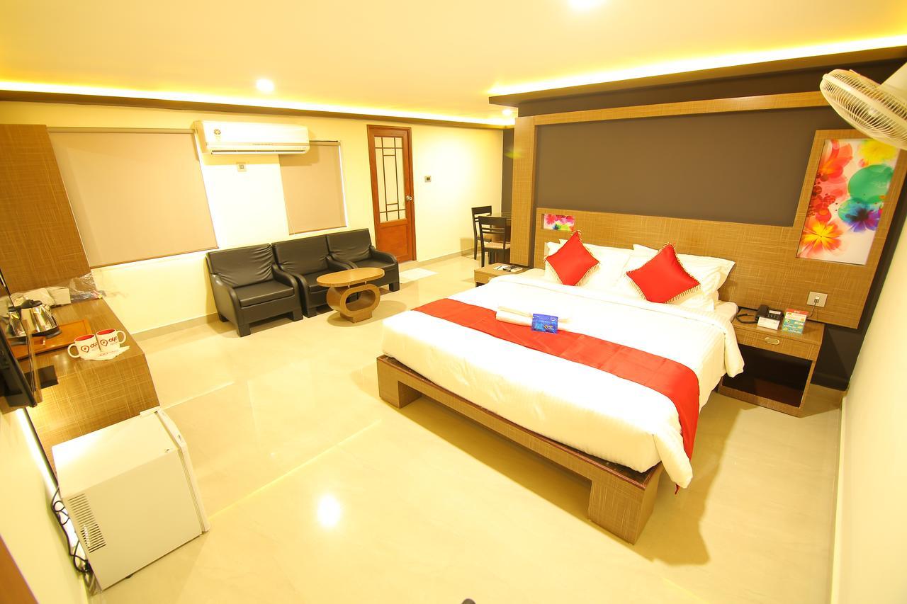Hotel A J Park Alappuzha Ngoại thất bức ảnh
