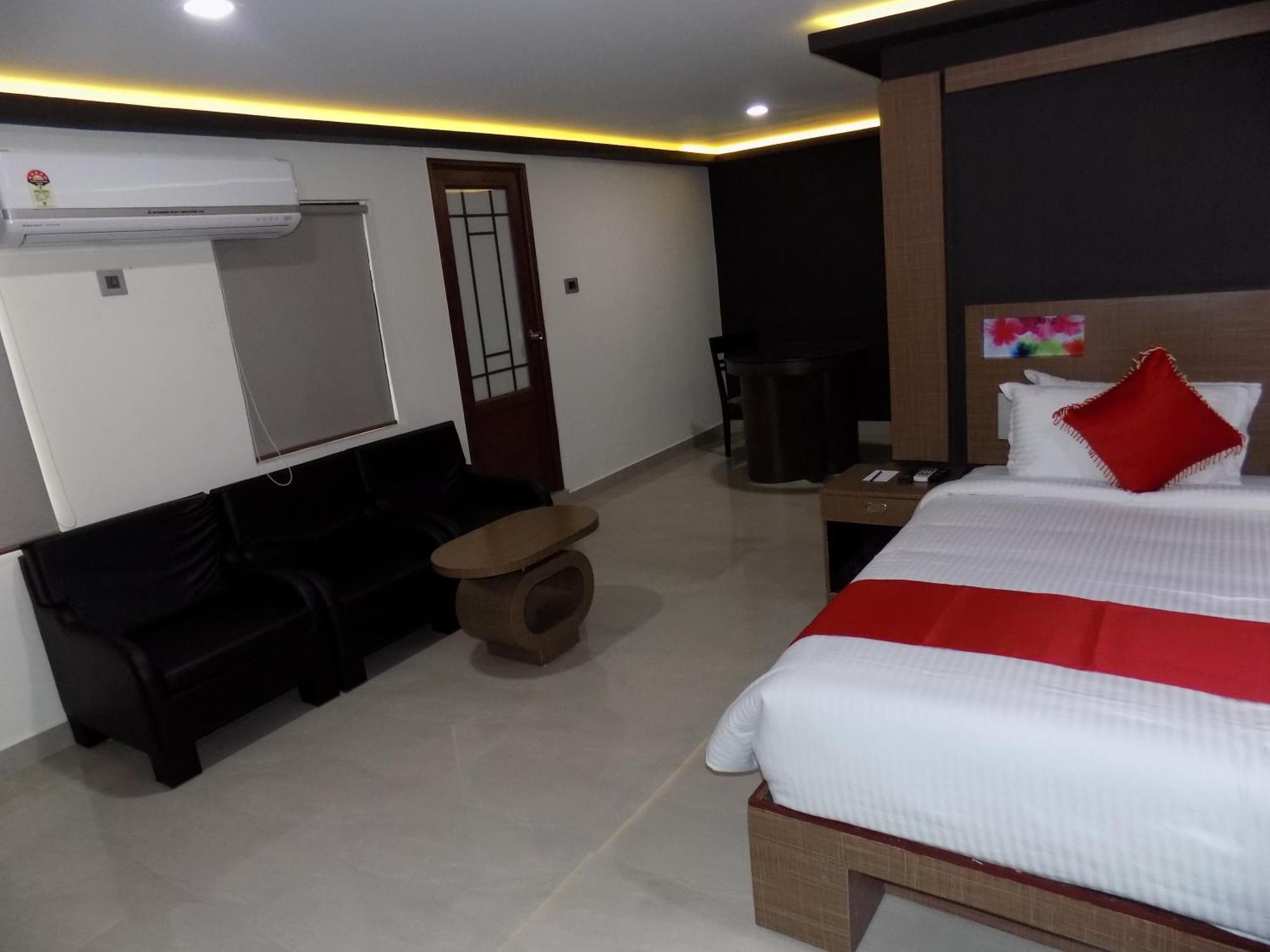 Hotel A J Park Alappuzha Ngoại thất bức ảnh