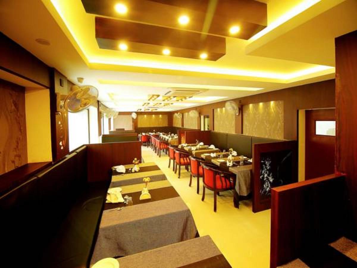 Hotel A J Park Alappuzha Ngoại thất bức ảnh